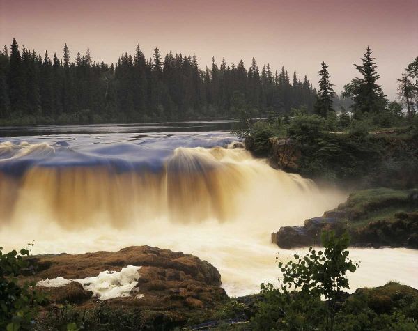 Canada, Manitoba, Pisew Falls